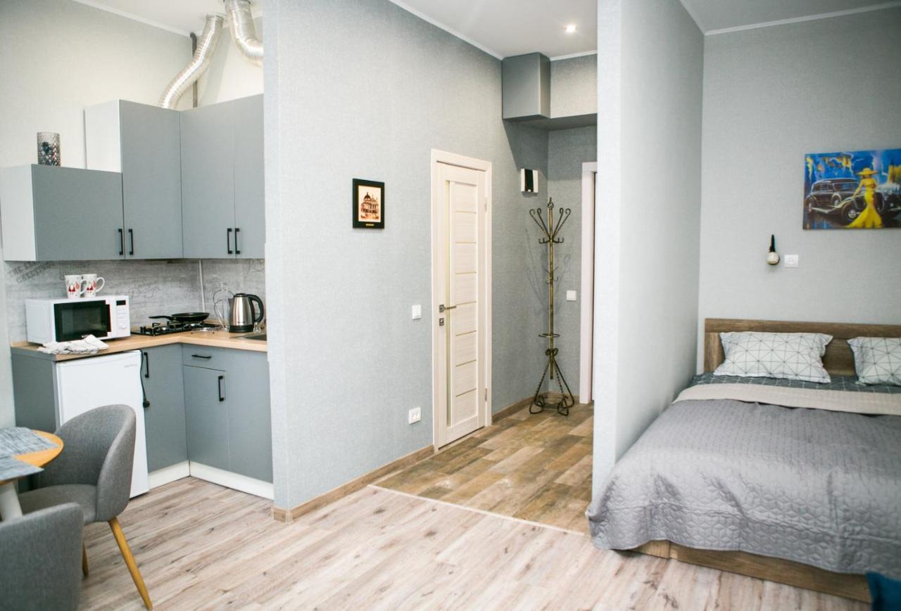 Luxury Flat In Downtown Appartement Lviv Buitenkant foto